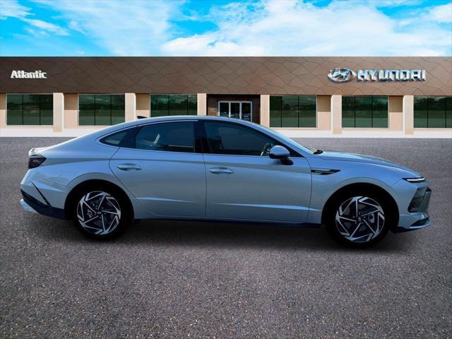 new 2025 Hyundai Sonata car, priced at $32,515