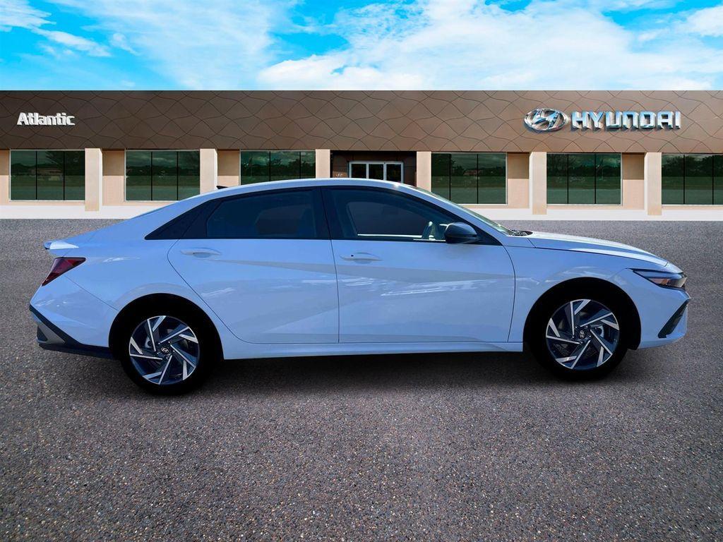 new 2025 Hyundai Elantra car, priced at $25,115