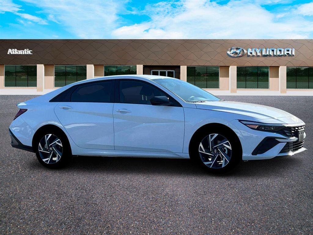 new 2025 Hyundai Elantra car, priced at $25,115