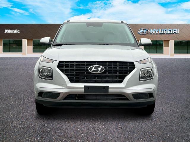 new 2025 Hyundai Venue car, priced at $22,165