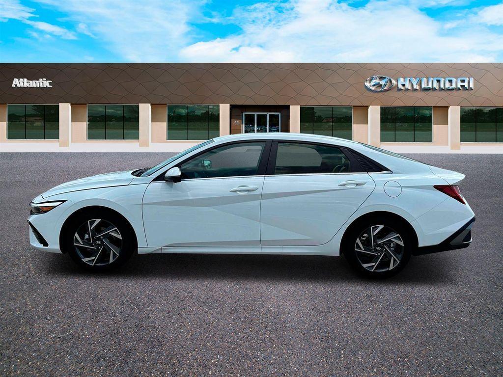 new 2025 Hyundai Elantra car, priced at $28,685