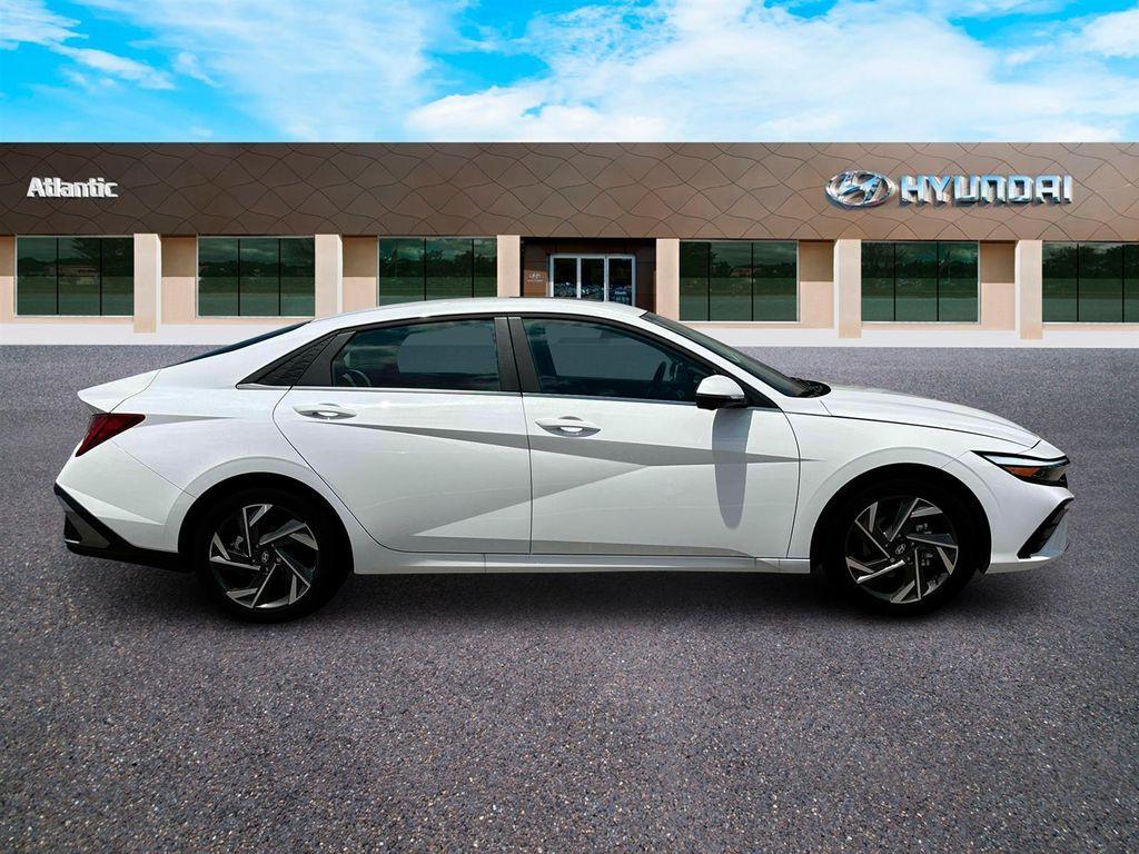 new 2025 Hyundai Elantra car, priced at $28,685