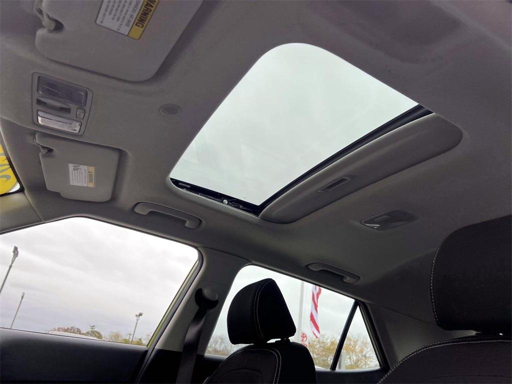 used 2022 Hyundai Venue car, priced at $17,995