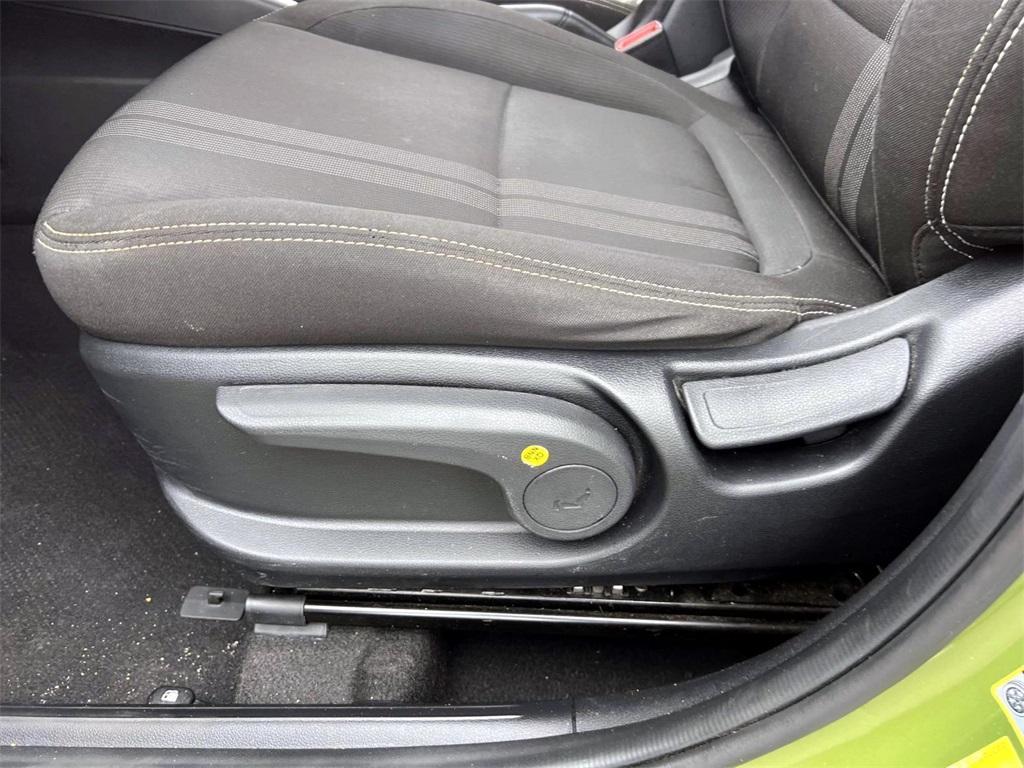 used 2022 Hyundai Venue car, priced at $17,995