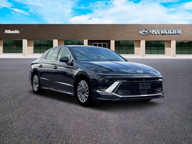 new 2025 Hyundai Sonata Hybrid car, priced at $39,155