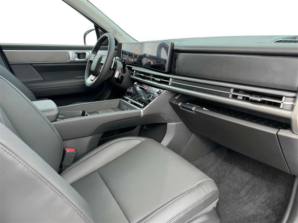 new 2025 Hyundai Santa Fe car, priced at $40,569