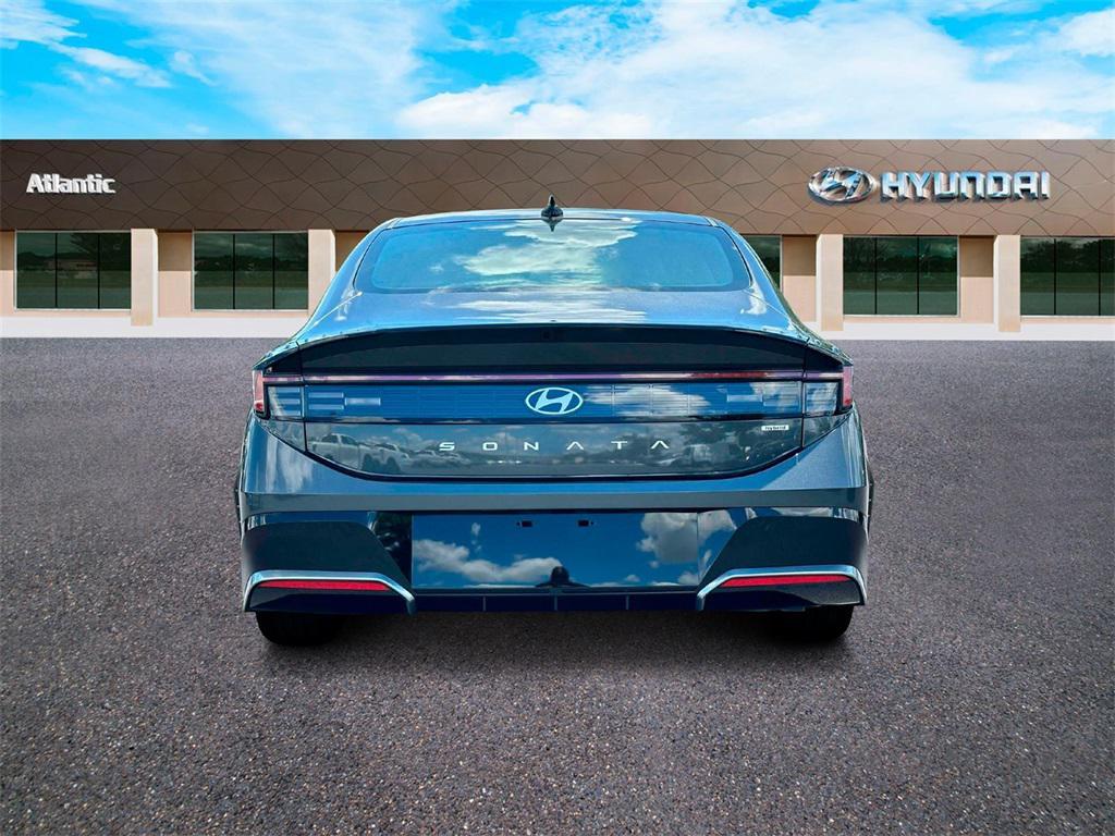 new 2025 Hyundai Sonata Hybrid car, priced at $32,630