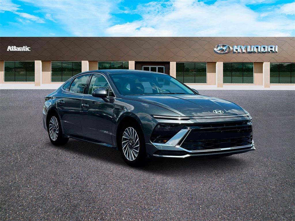 new 2025 Hyundai Sonata Hybrid car, priced at $32,630
