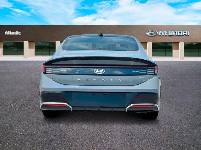 new 2025 Hyundai Sonata Hybrid car, priced at $39,180