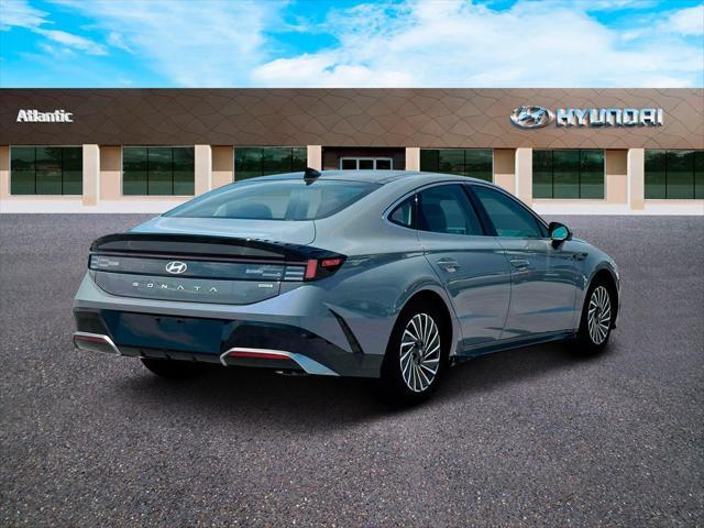 new 2025 Hyundai Sonata Hybrid car, priced at $39,180