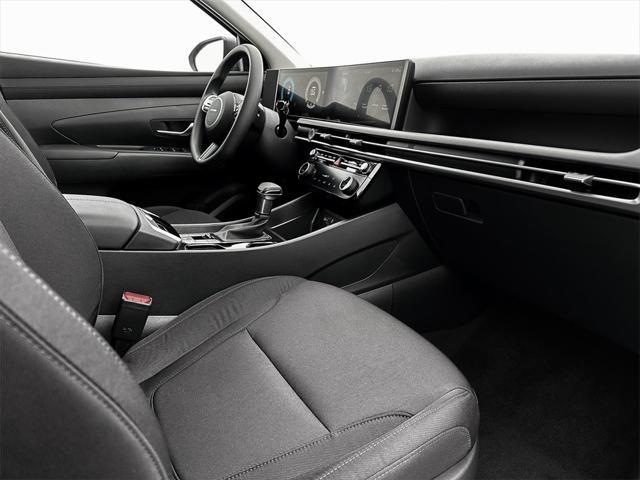 new 2025 Hyundai Tucson car, priced at $33,944