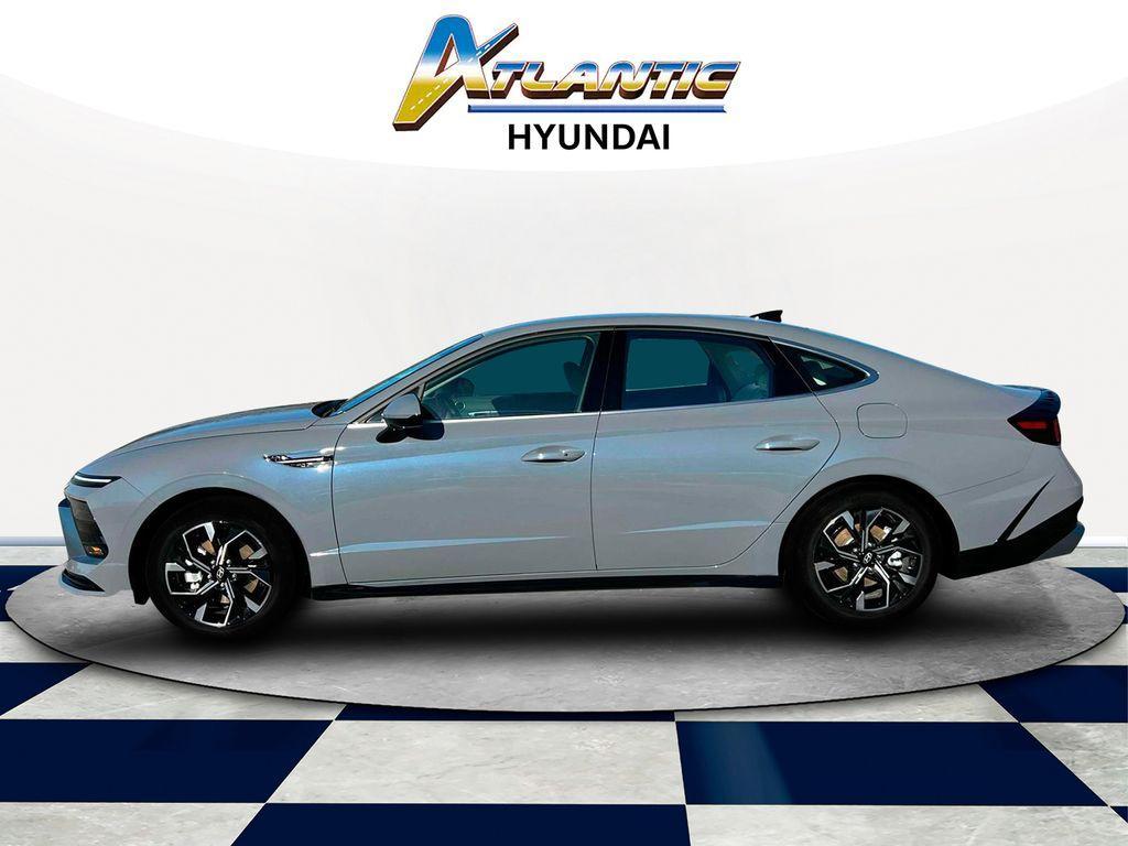 new 2025 Hyundai Sonata car, priced at $30,960