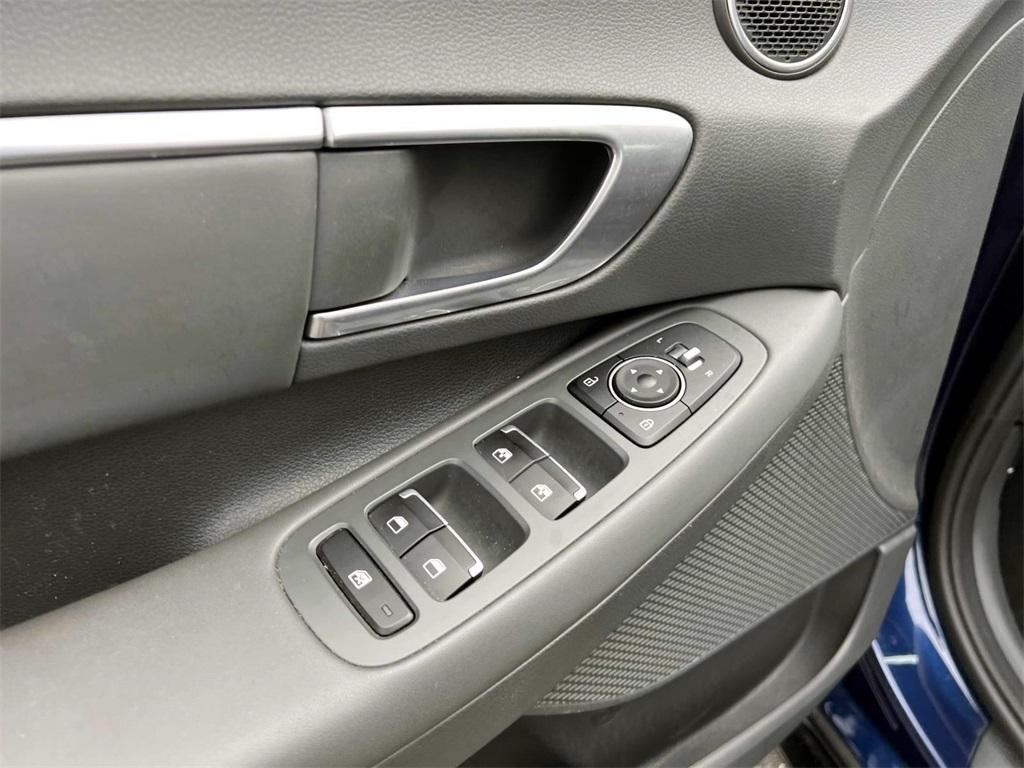 used 2021 Hyundai Sonata car, priced at $19,495