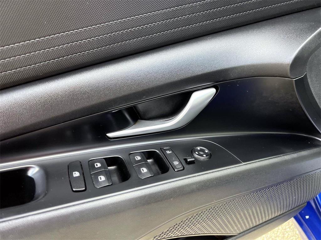 used 2022 Hyundai Elantra car, priced at $20,111