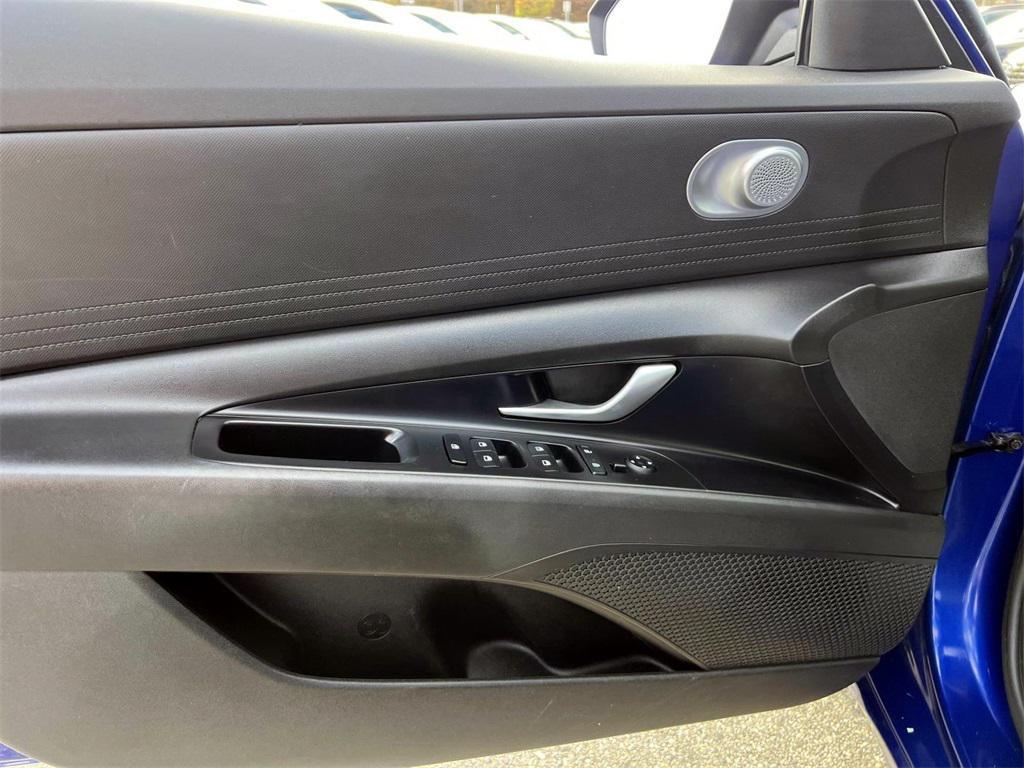 used 2022 Hyundai Elantra car, priced at $20,111