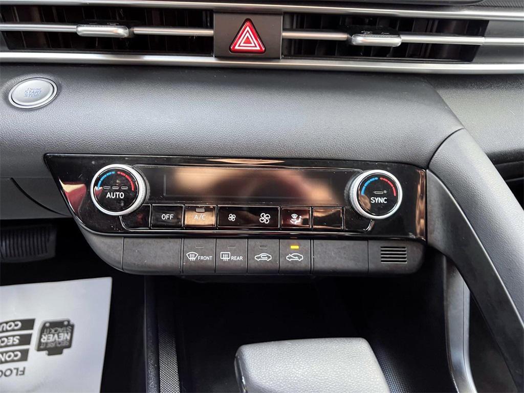 used 2022 Hyundai Elantra car, priced at $20,111
