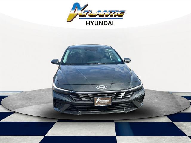 new 2025 Hyundai Elantra car, priced at $26,725