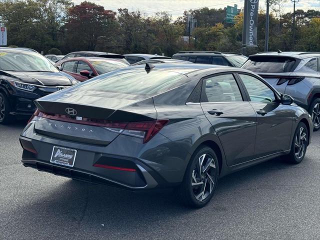 new 2025 Hyundai Elantra car, priced at $26,725