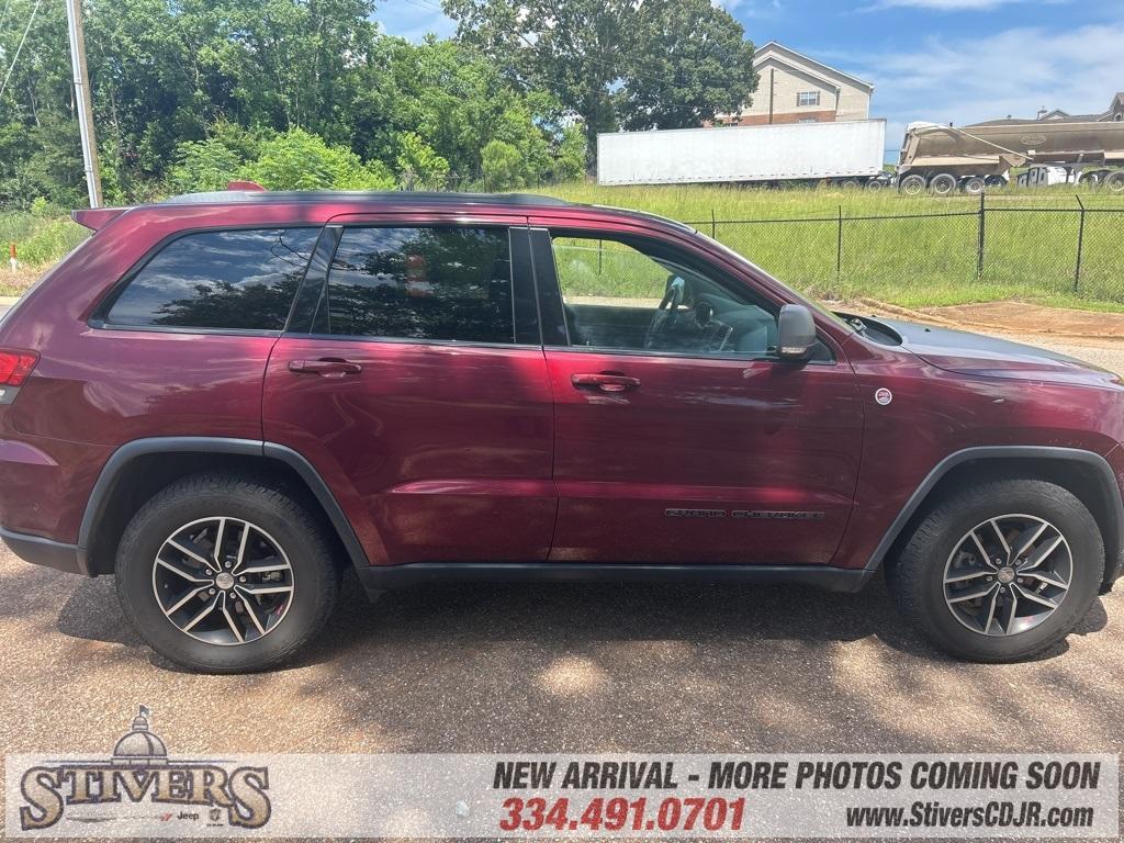 used 2017 Jeep Grand Cherokee car, priced at $19,495