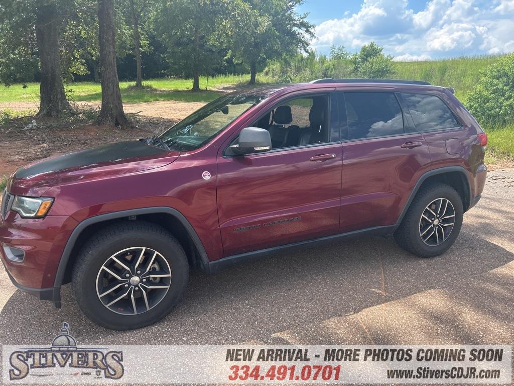 used 2017 Jeep Grand Cherokee car, priced at $19,495