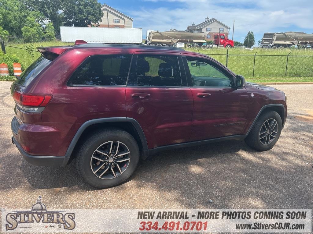 used 2017 Jeep Grand Cherokee car, priced at $19,495
