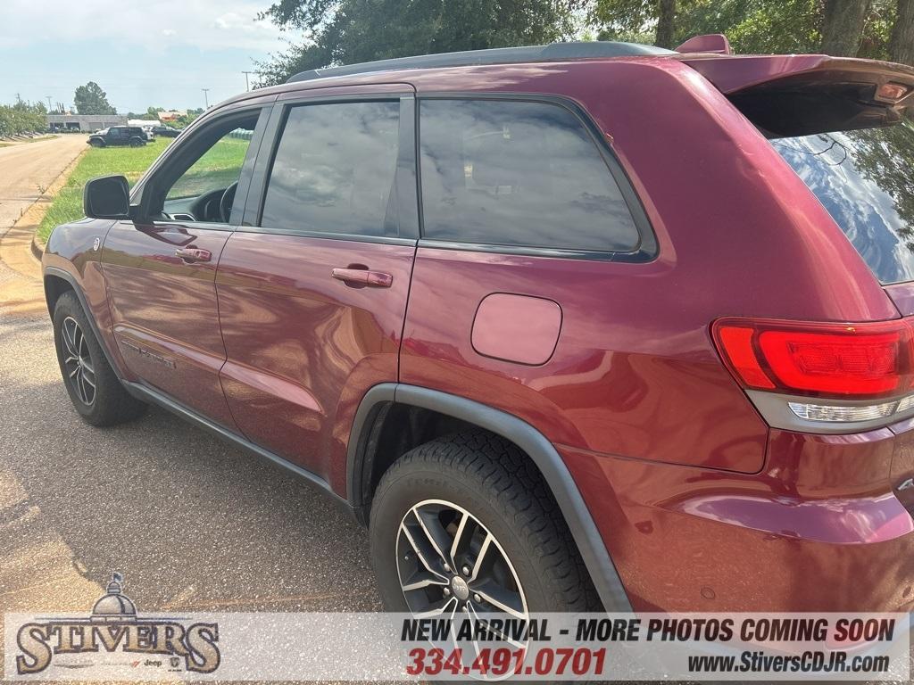 used 2017 Jeep Grand Cherokee car, priced at $19,495