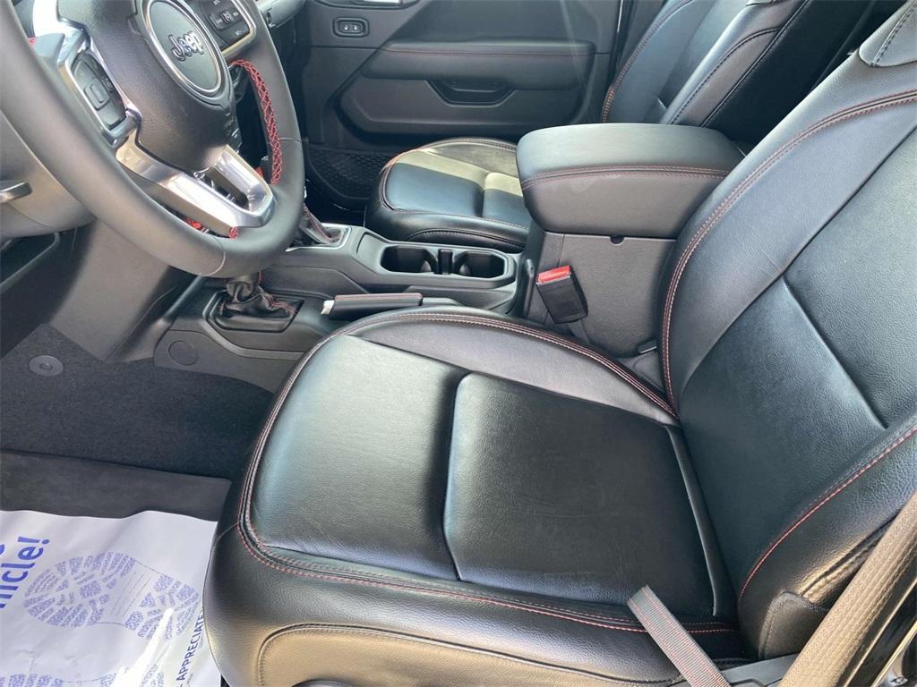 used 2023 Jeep Gladiator car, priced at $38,695