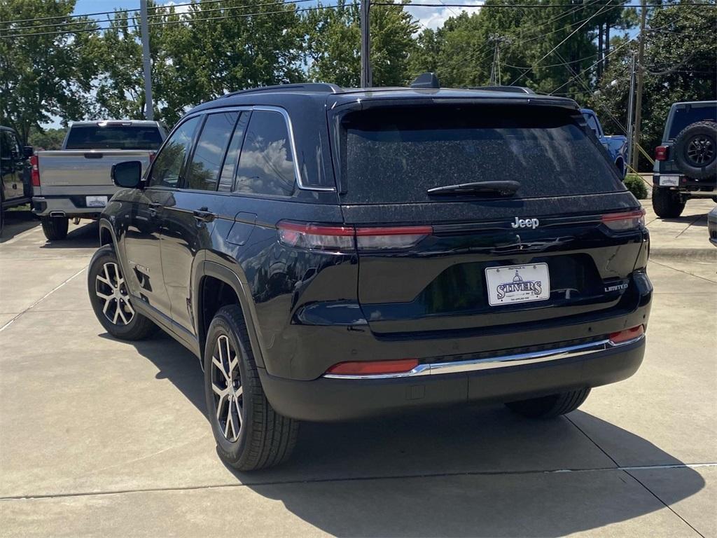 new 2025 Jeep Grand Cherokee car, priced at $36,495