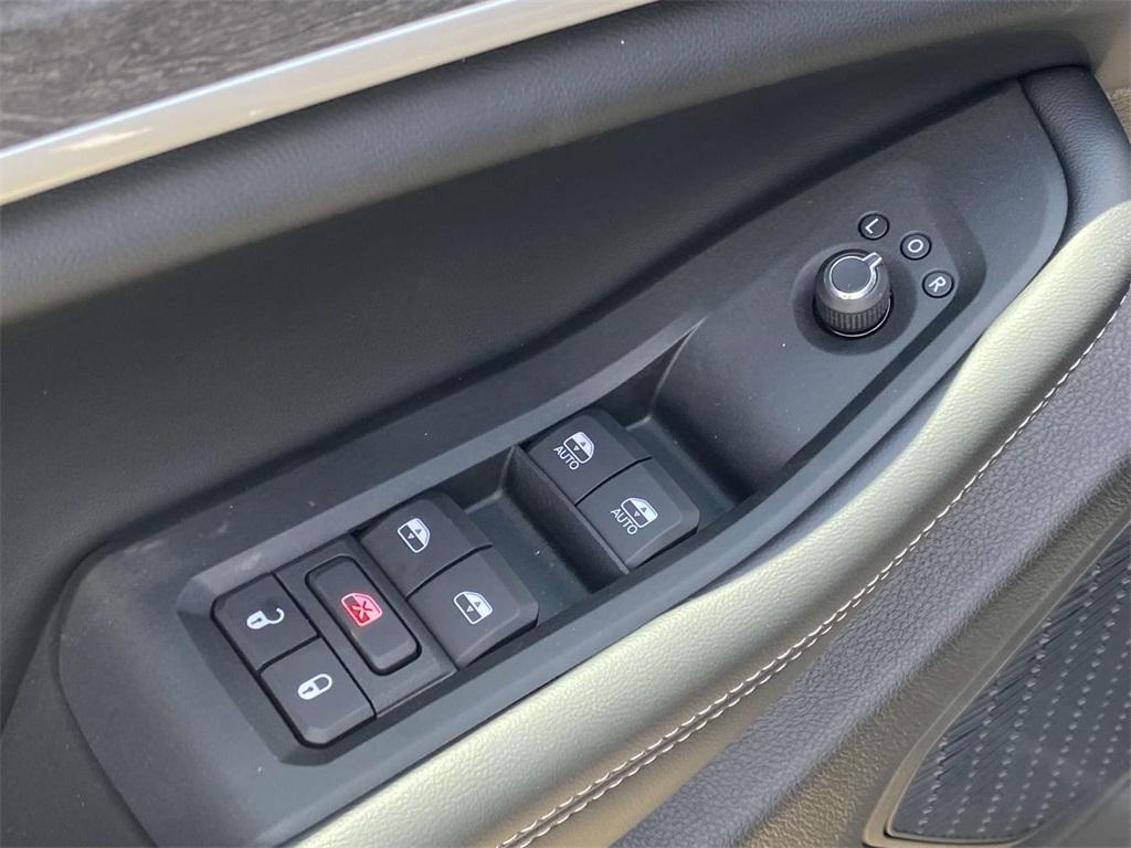 new 2025 Jeep Grand Cherokee car, priced at $36,495
