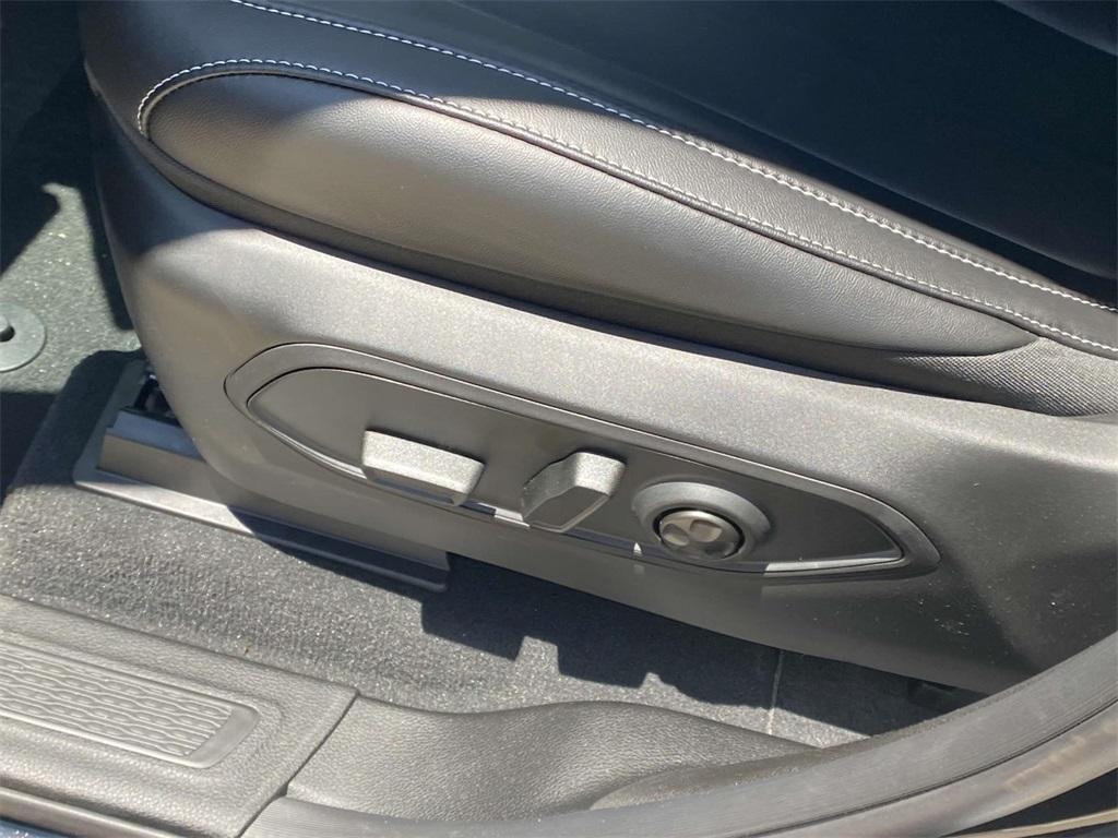 new 2025 Jeep Grand Cherokee car, priced at $36,495