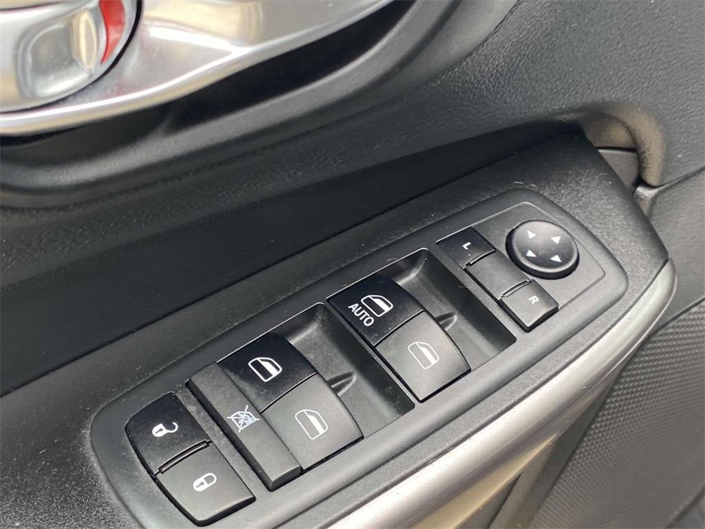 used 2019 Jeep Cherokee car, priced at $9,995