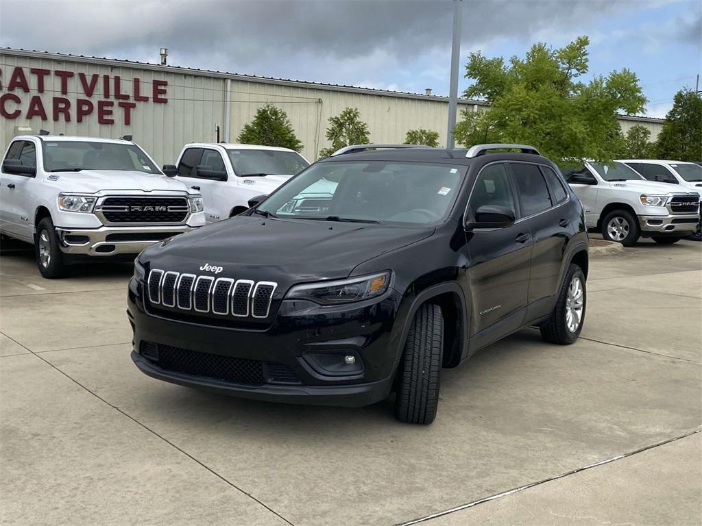 used 2019 Jeep Cherokee car, priced at $9,995