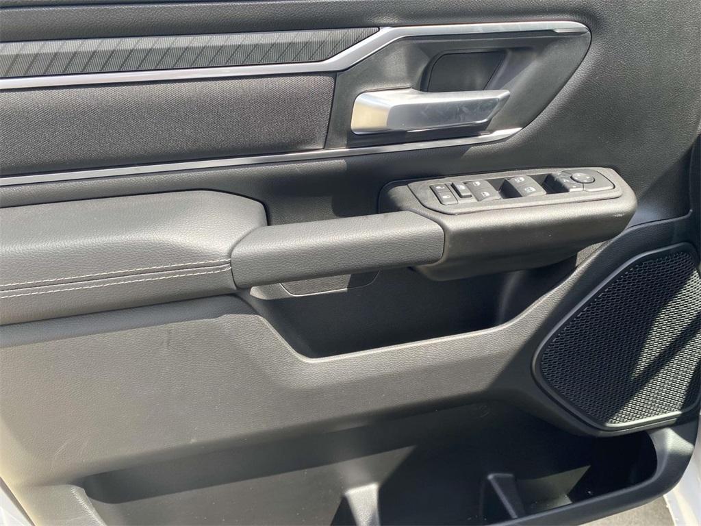new 2025 Ram 1500 car, priced at $47,995