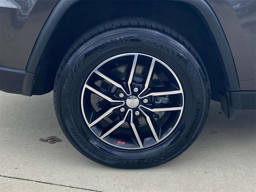 used 2018 Jeep Grand Cherokee car, priced at $22,995