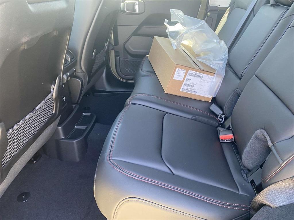 new 2025 Jeep Wrangler car, priced at $64,995