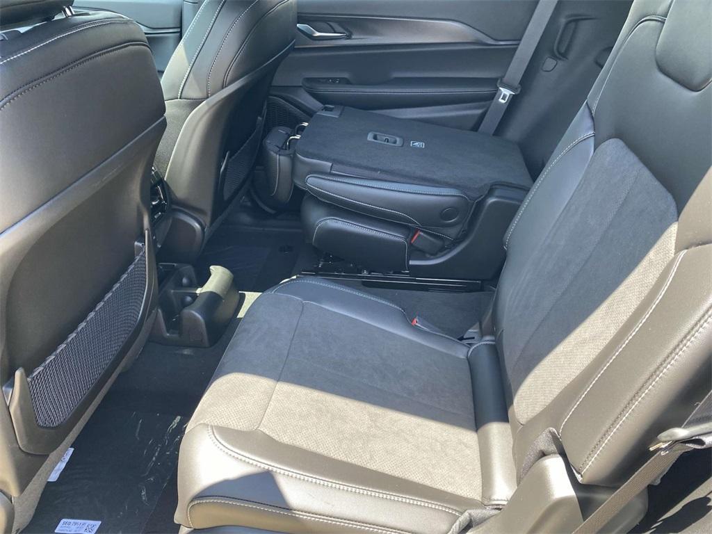 new 2025 Jeep Grand Cherokee L car, priced at $36,375