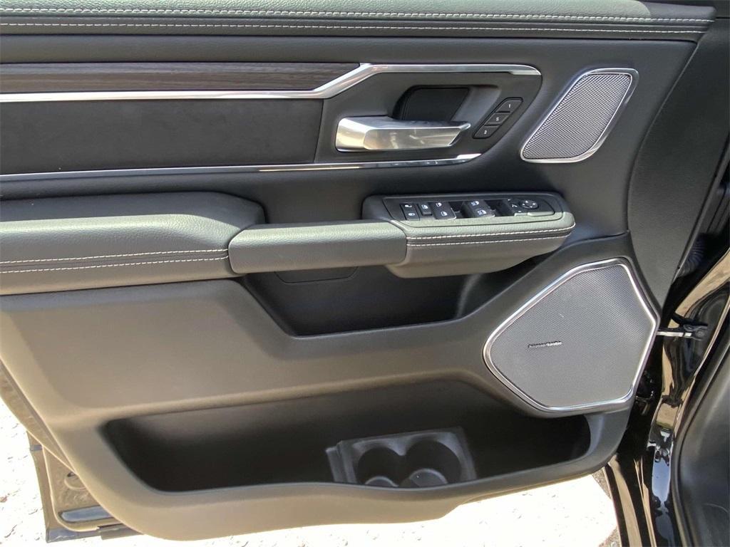 new 2025 Ram 1500 car, priced at $59,995