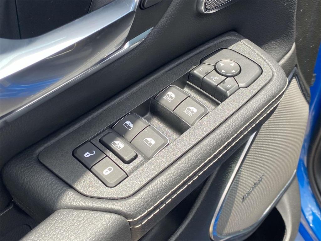 new 2025 Ram 1500 car, priced at $57,995