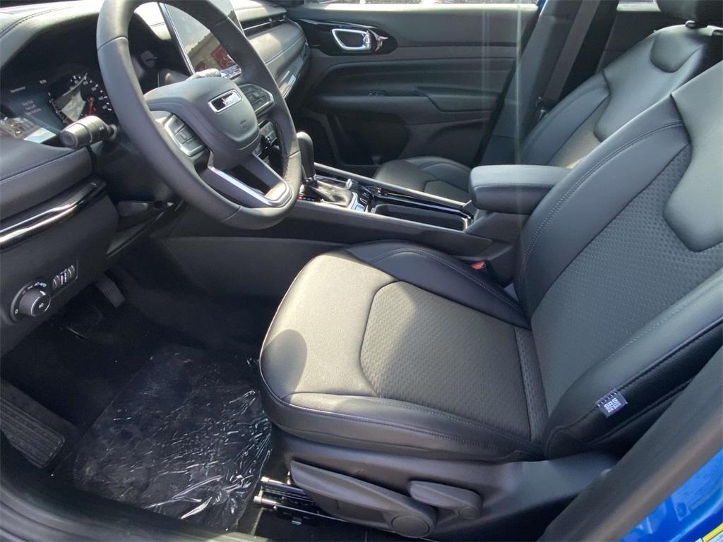 new 2026 Jeep Compass car, priced at $29,999