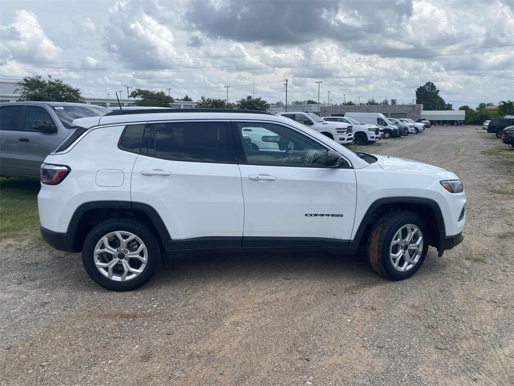 new 2025 Jeep Compass car, priced at $28,665
