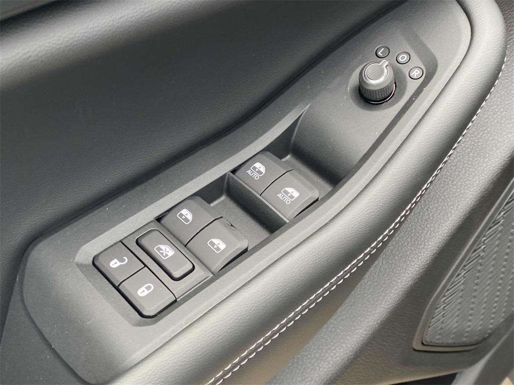 new 2025 Jeep Grand Cherokee car, priced at $34,155
