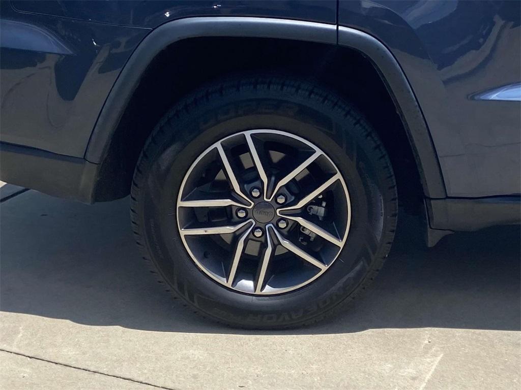 used 2021 Jeep Grand Cherokee car, priced at $24,895