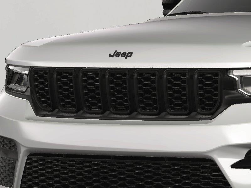 new 2025 Jeep Grand Cherokee car, priced at $43,030