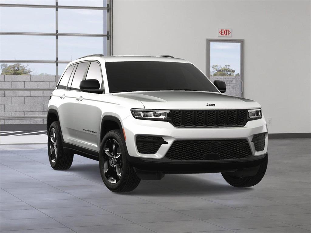 new 2025 Jeep Grand Cherokee car, priced at $43,030