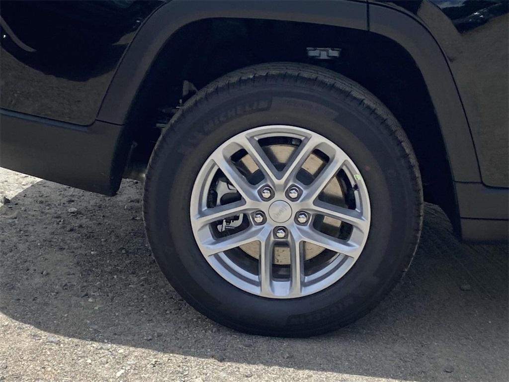 new 2025 Jeep Grand Cherokee L car, priced at $37,245