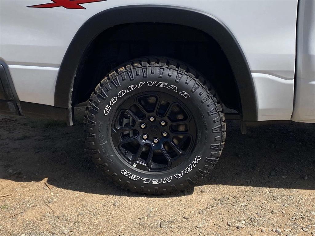 new 2025 Ram 1500 car, priced at $58,995