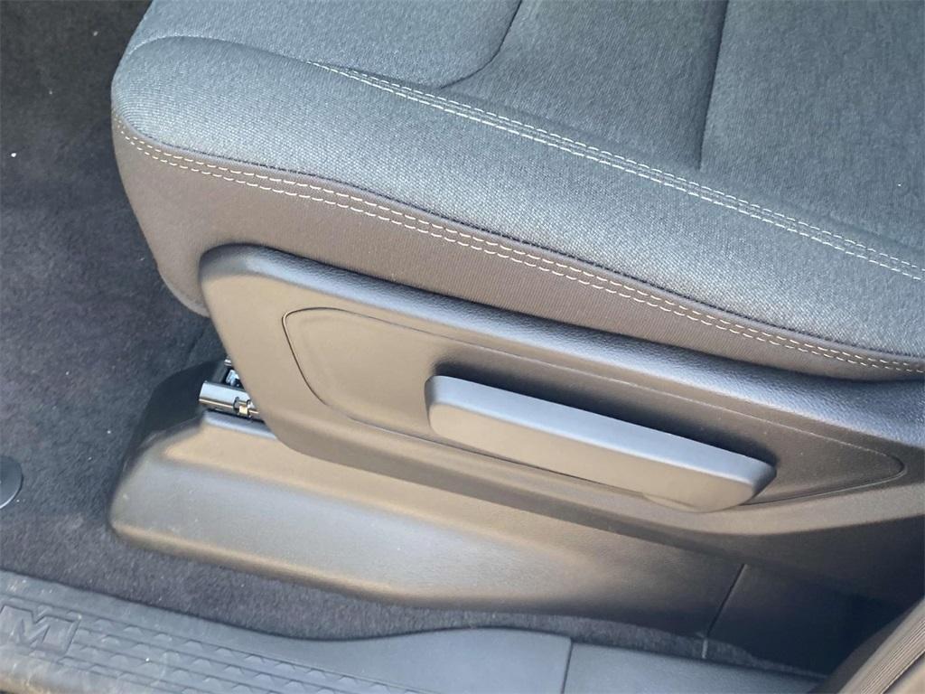 new 2025 Ram 1500 car, priced at $43,995