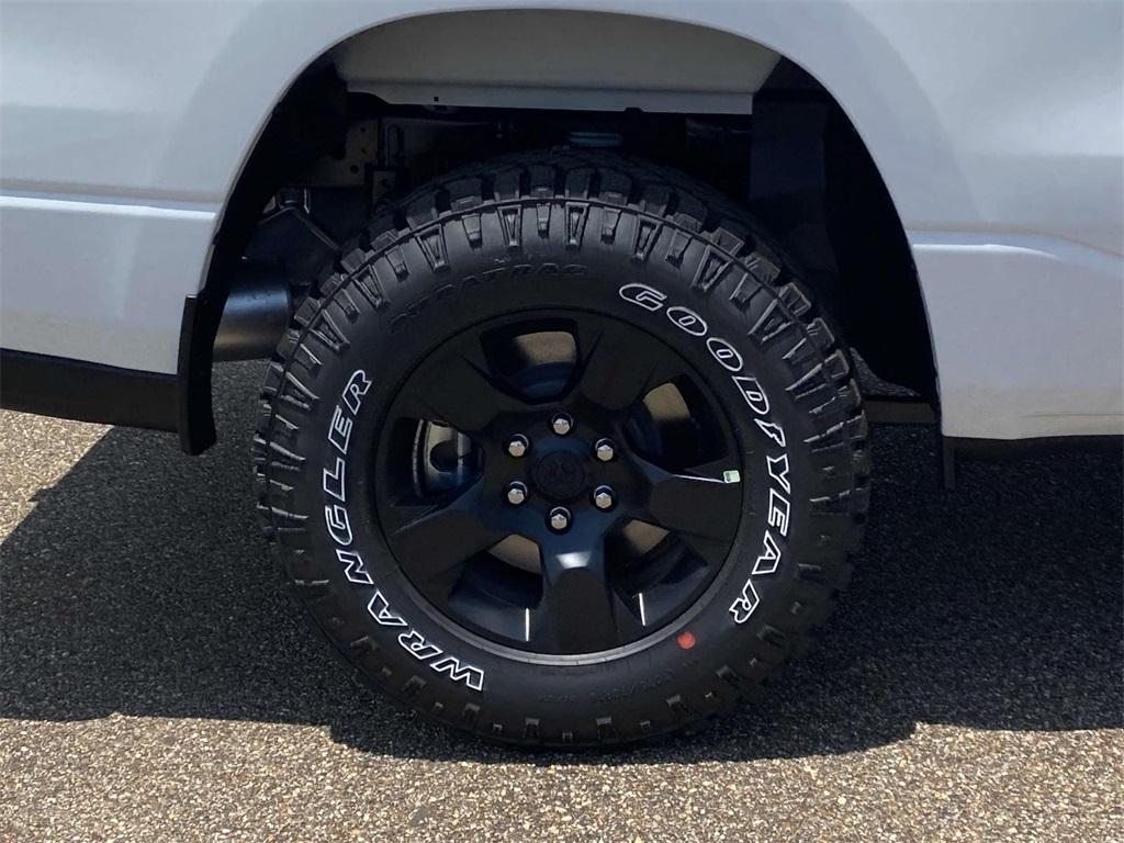 new 2025 Ram 1500 car, priced at $43,995