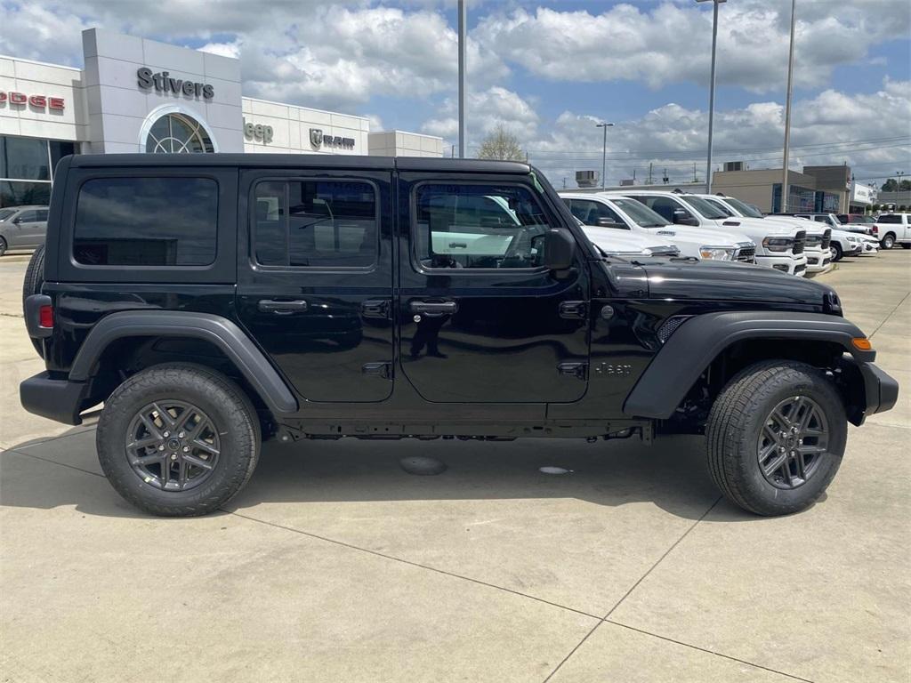 new 2025 Jeep Wrangler car, priced at $43,795