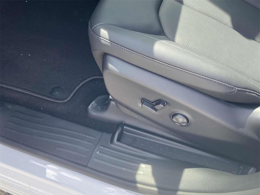 new 2025 Chrysler Voyager car, priced at $38,995